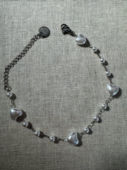 Collana con perline e cuoricini